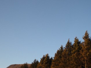 突き抜けワクワクの空.JPG